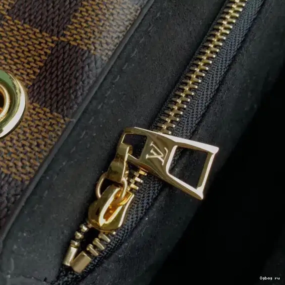 VUITTON VAVIN LOUIS PM 0518